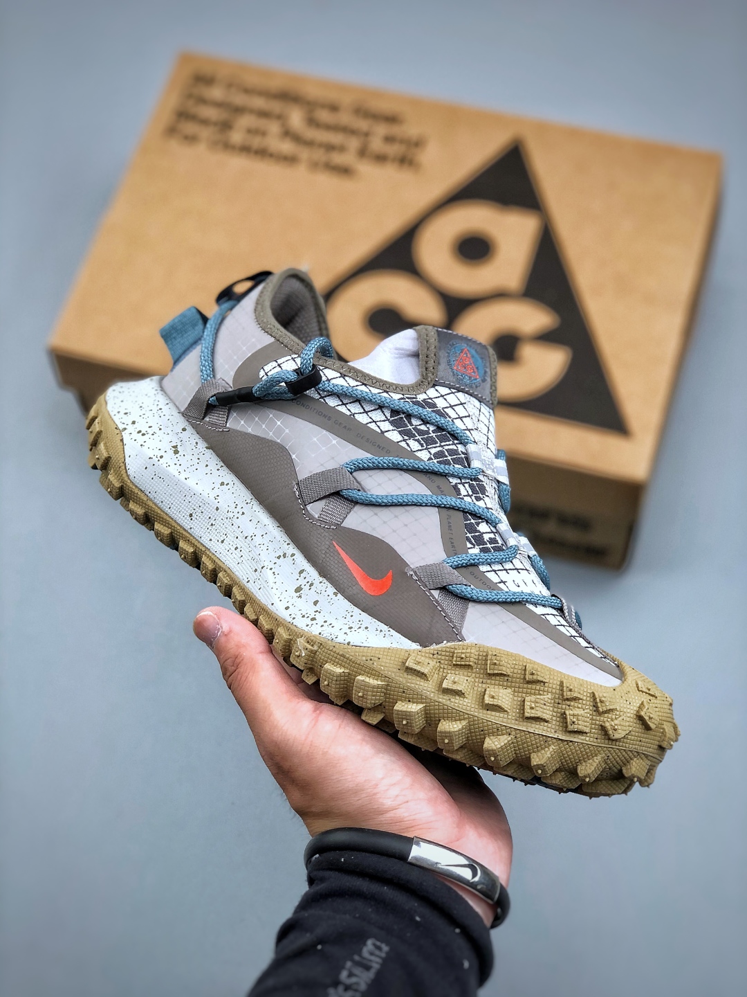 Nike Sneakers main view