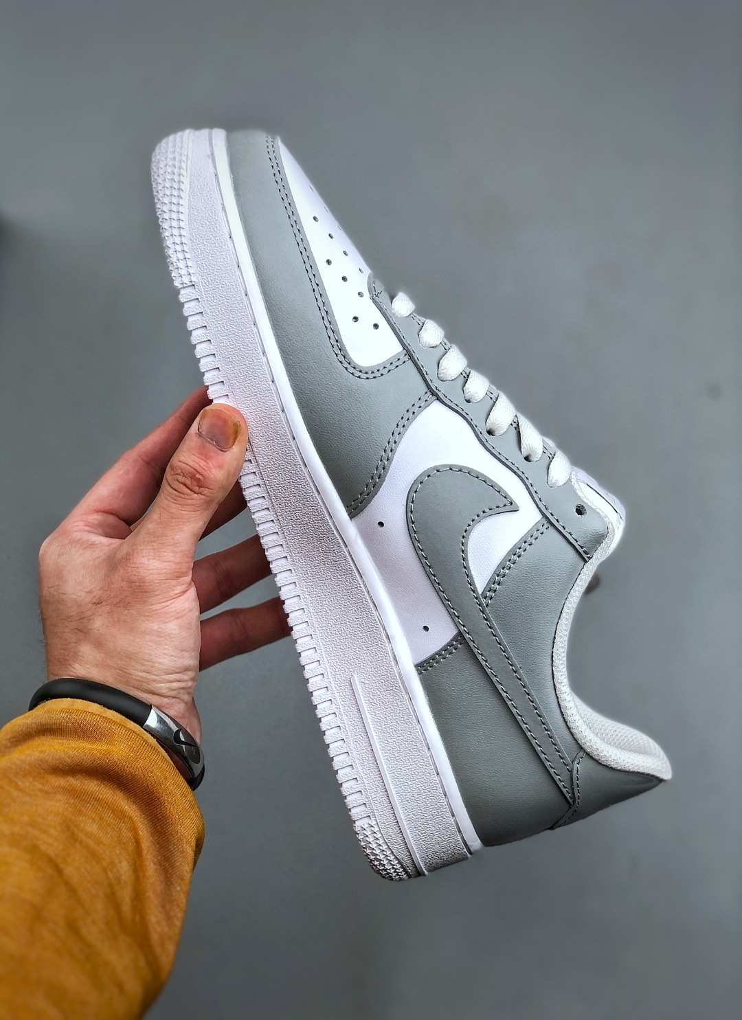Nike Air Force 1 Casual Shoes Grey detail view 1