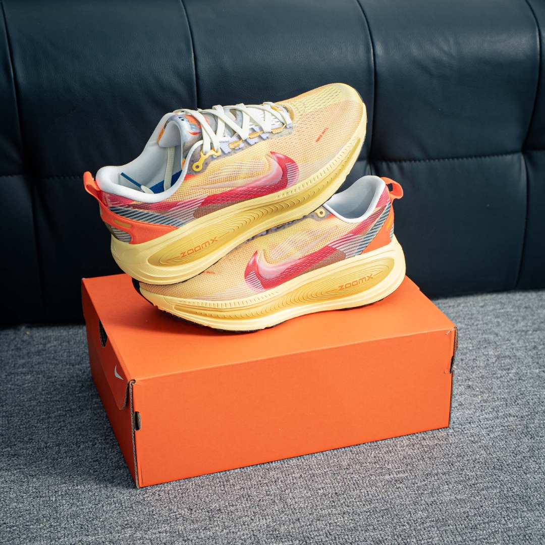 Nike Running Shoes detail view 1