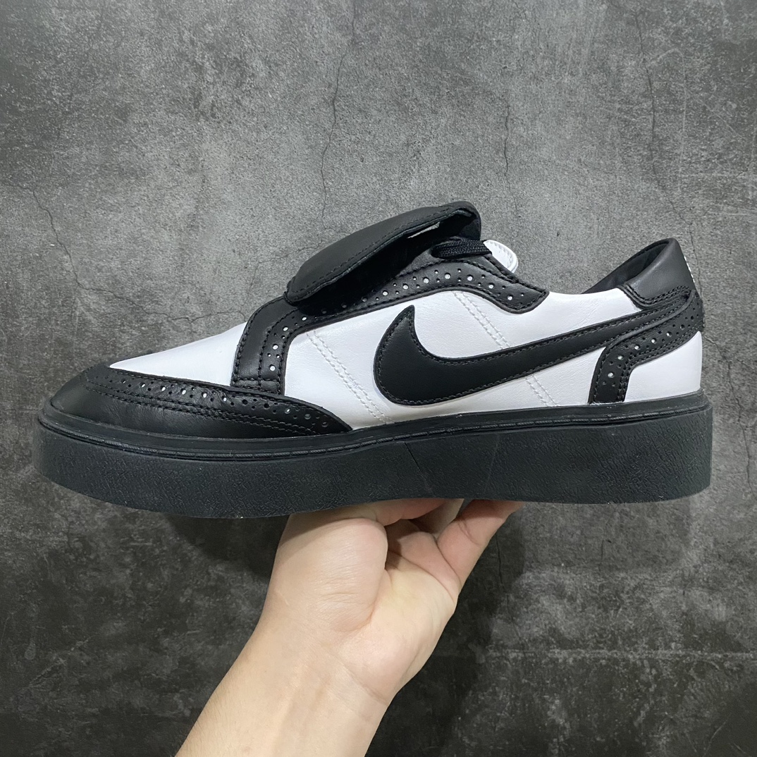Nike Casual Shoes Black And White detail view 1