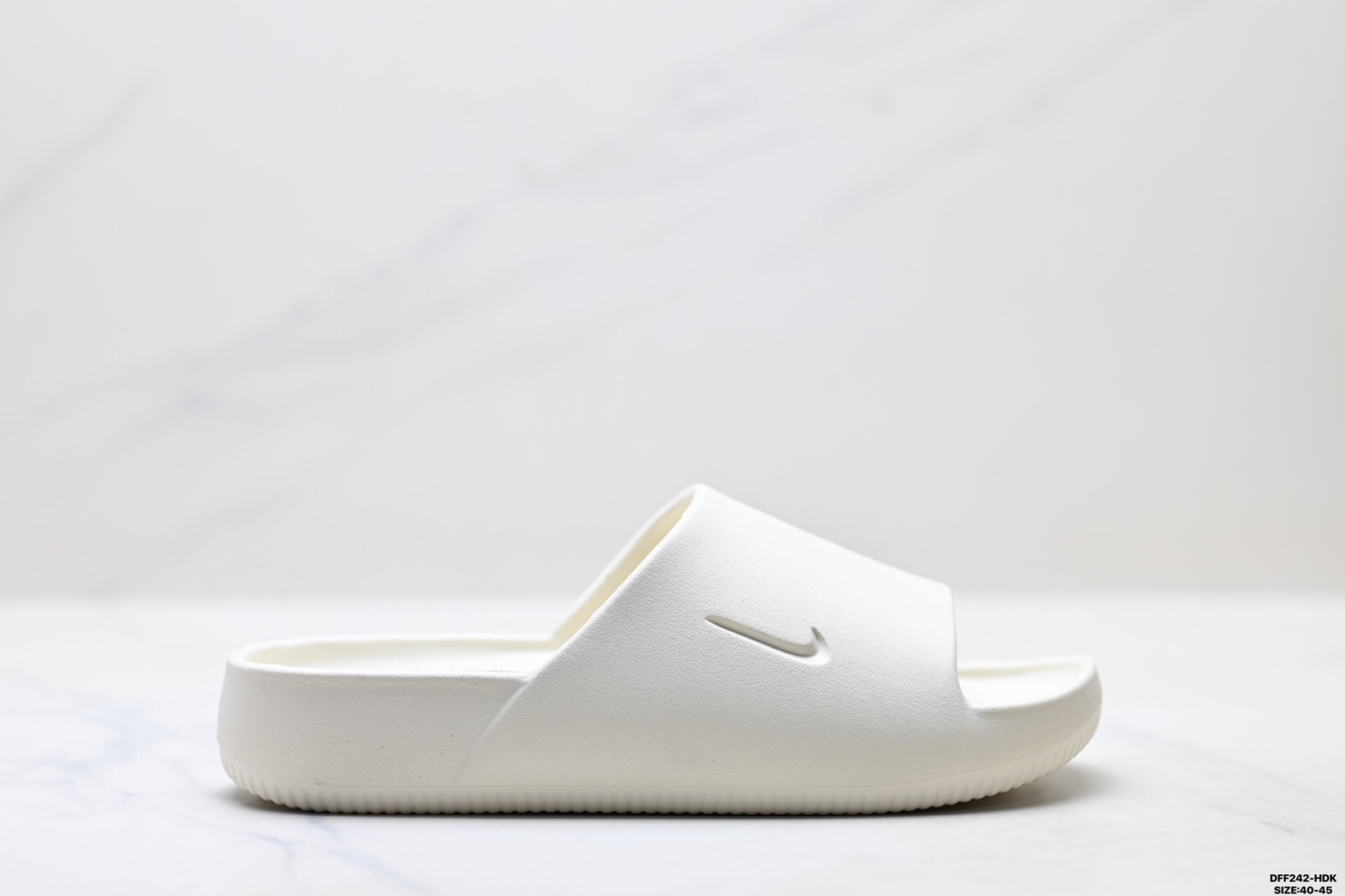 Nike Slides main view