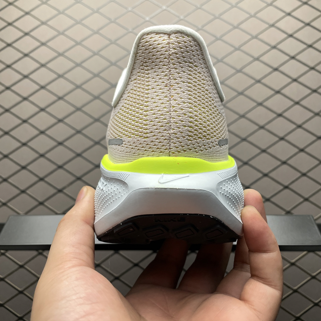 Nike Running Shoes detail view 1