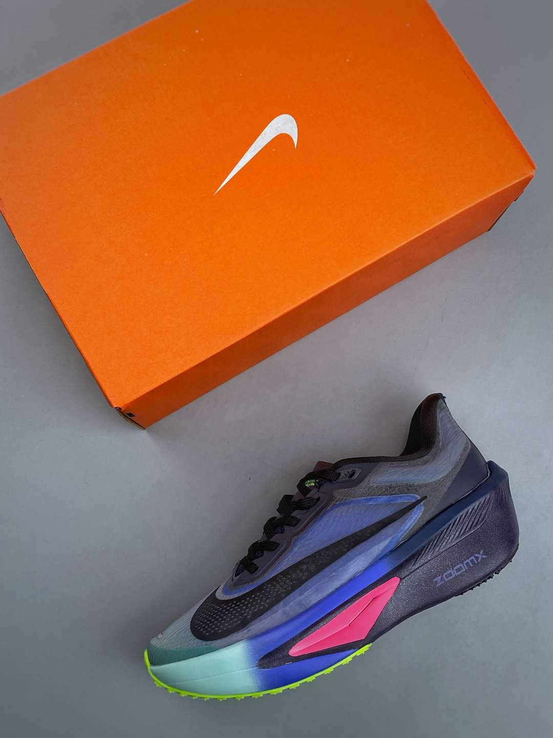 Nike Casual Shoes detail view 2