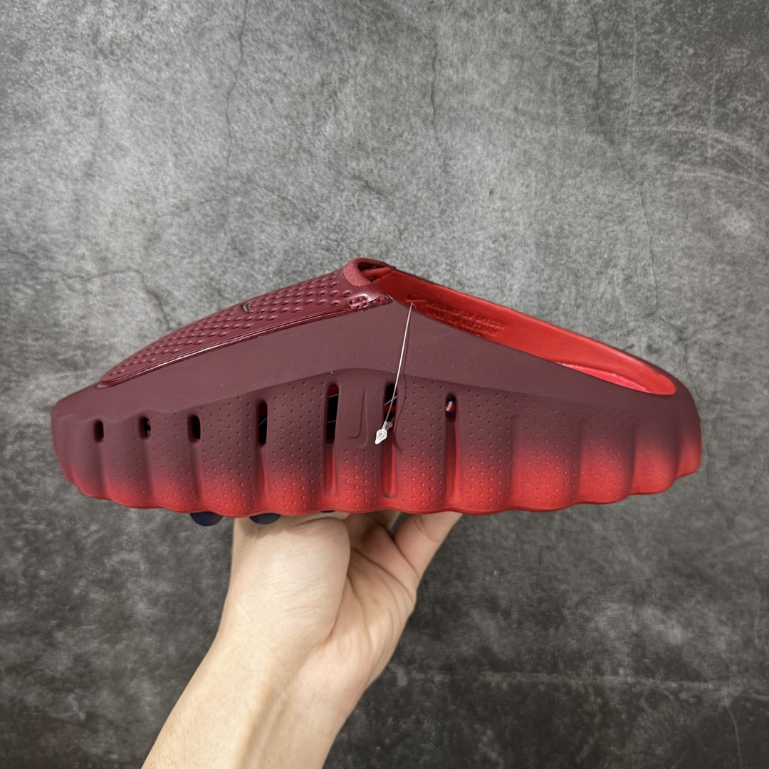 Nike Slides Red detail view 1