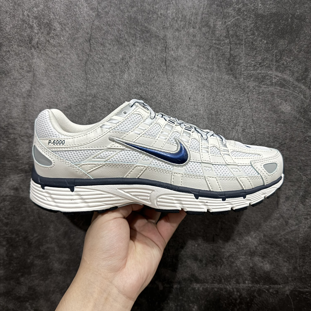 Nike Casual Shoes main view