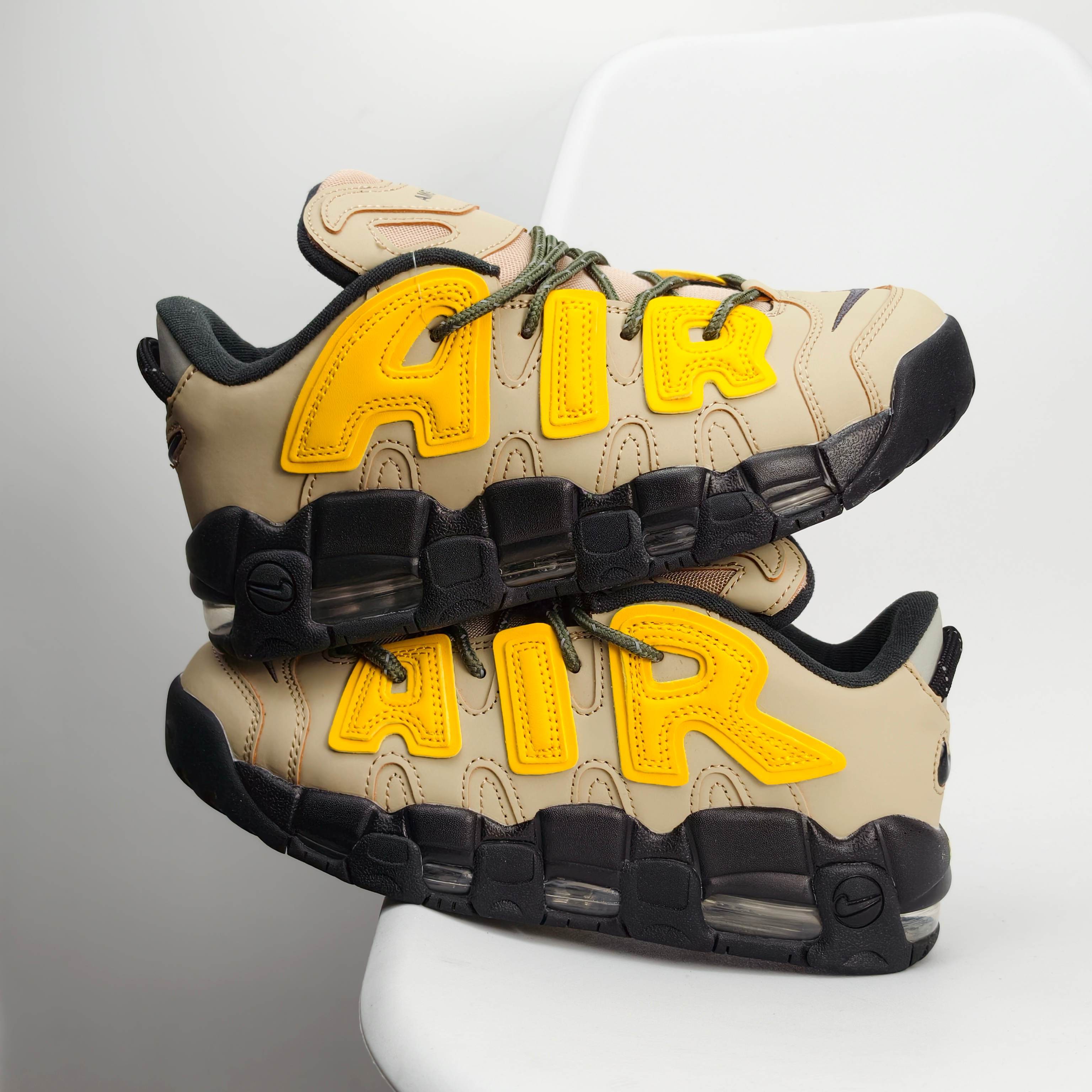 Nike Air More Uptempo Basketball Shoes Green detail view 1