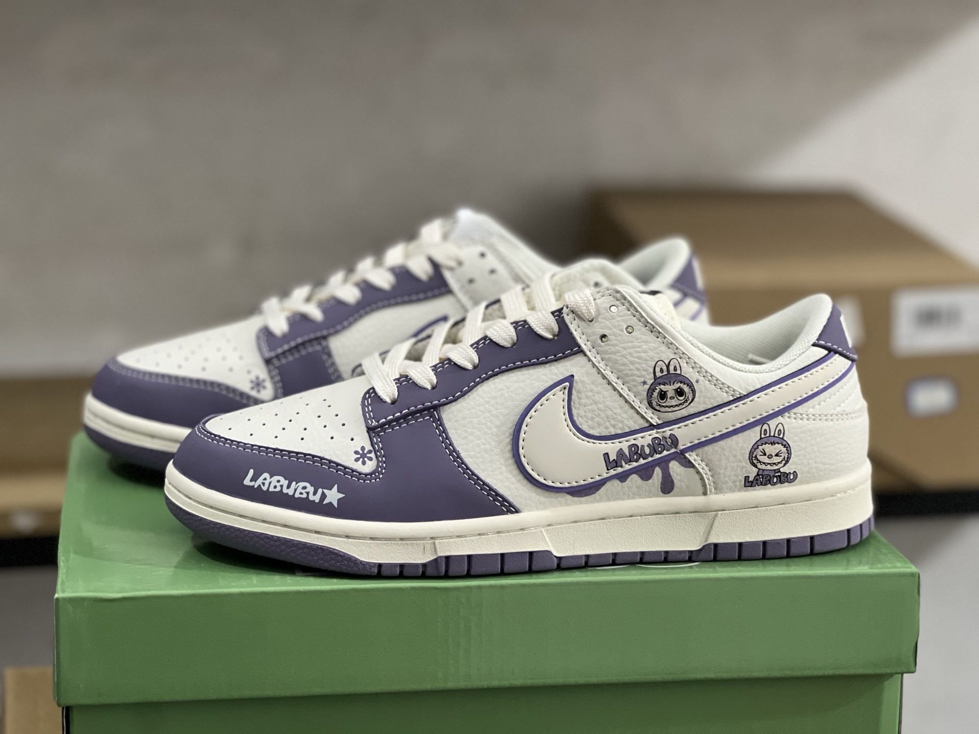 Nike Casual Shoes main view