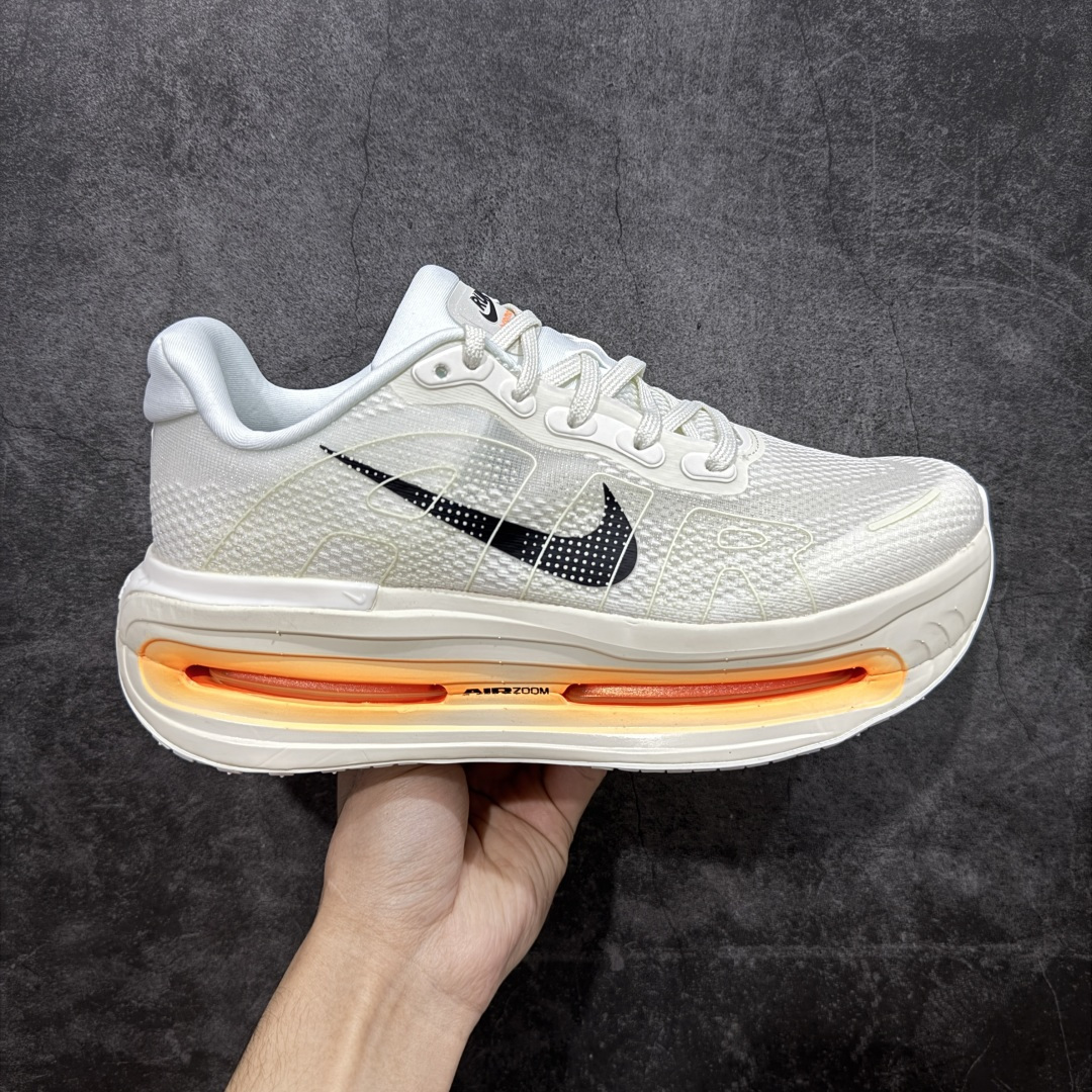 Nike Running Shoes main view