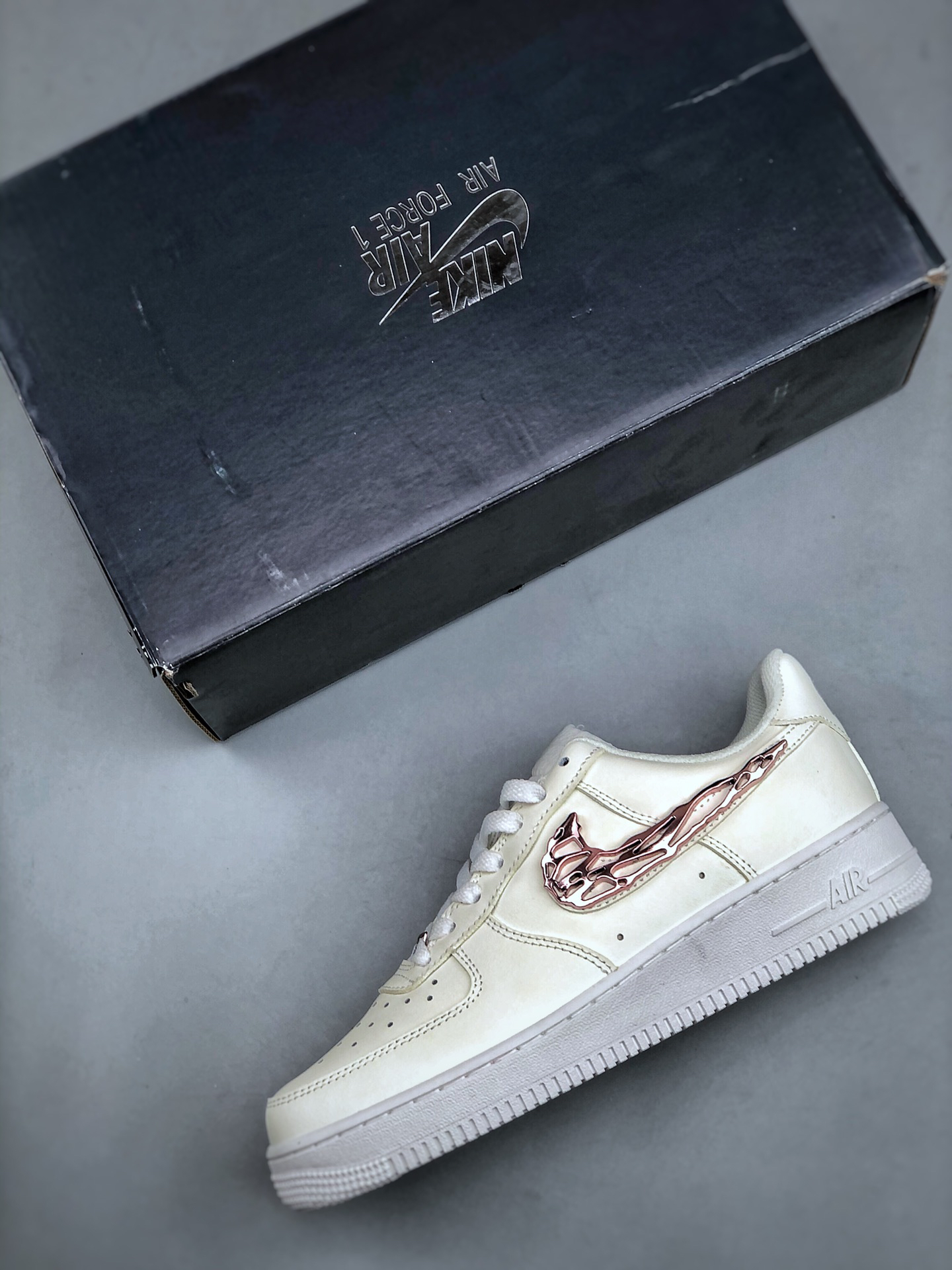 Nike Air Force 1 Casual Shoes Pink detail view 2