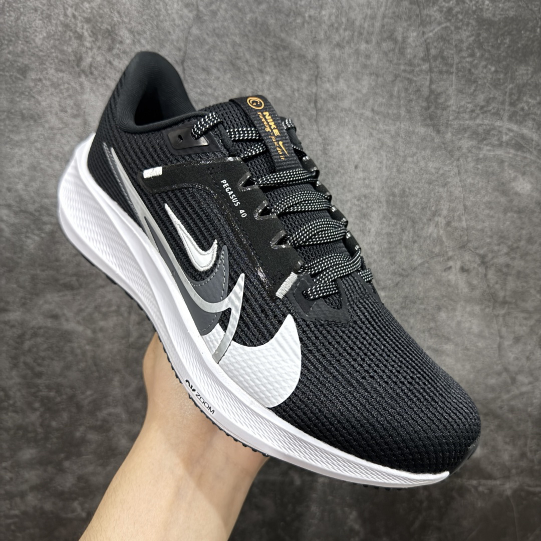 Nike Running Shoes detail view 2