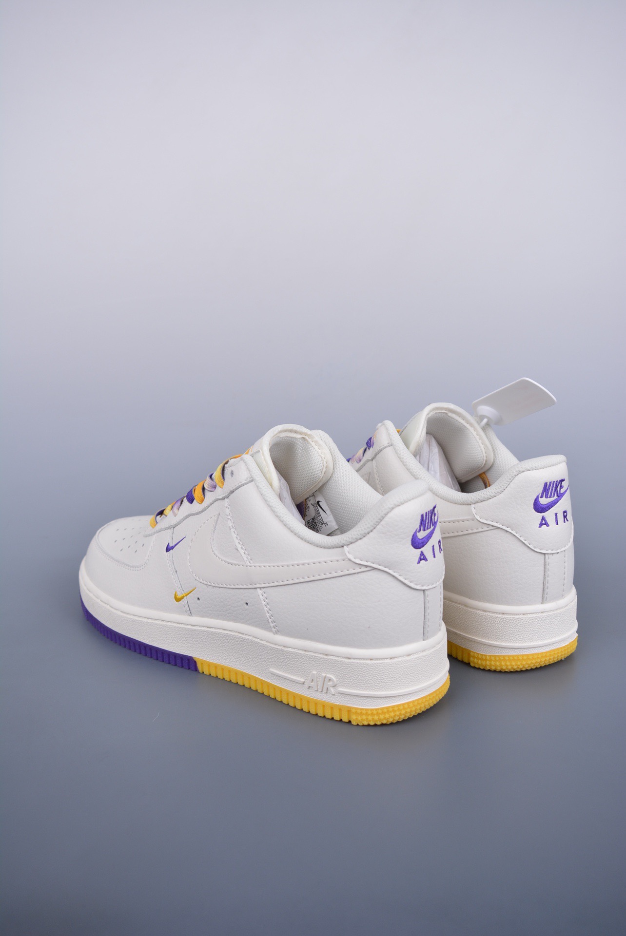 Nike Air Force 1 Casual Shoes Purple detail view 1