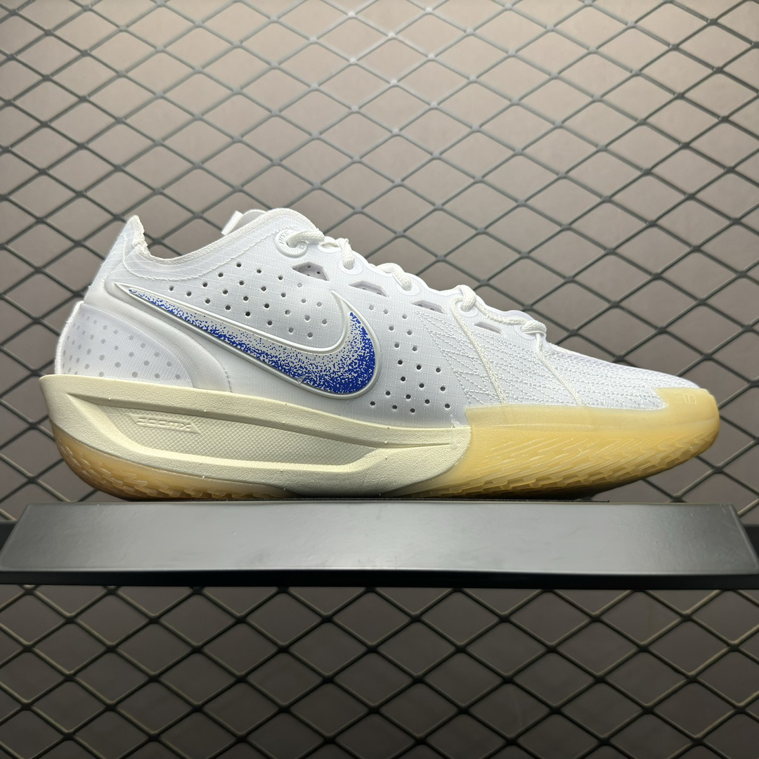 Nike Sneakers detail view 2
