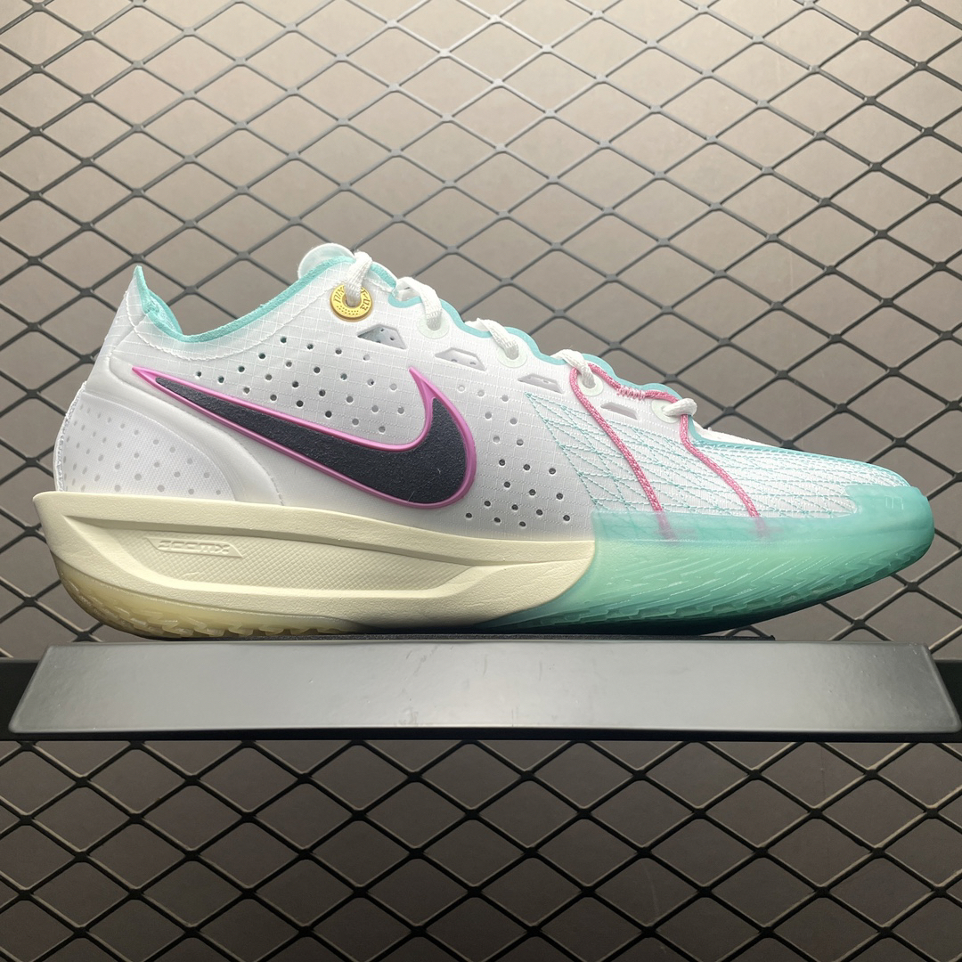 Nike Sneakers detail view 2