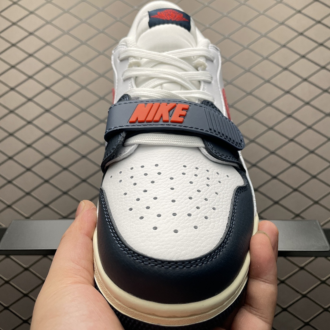 Nike Casual Shoes detail view 1